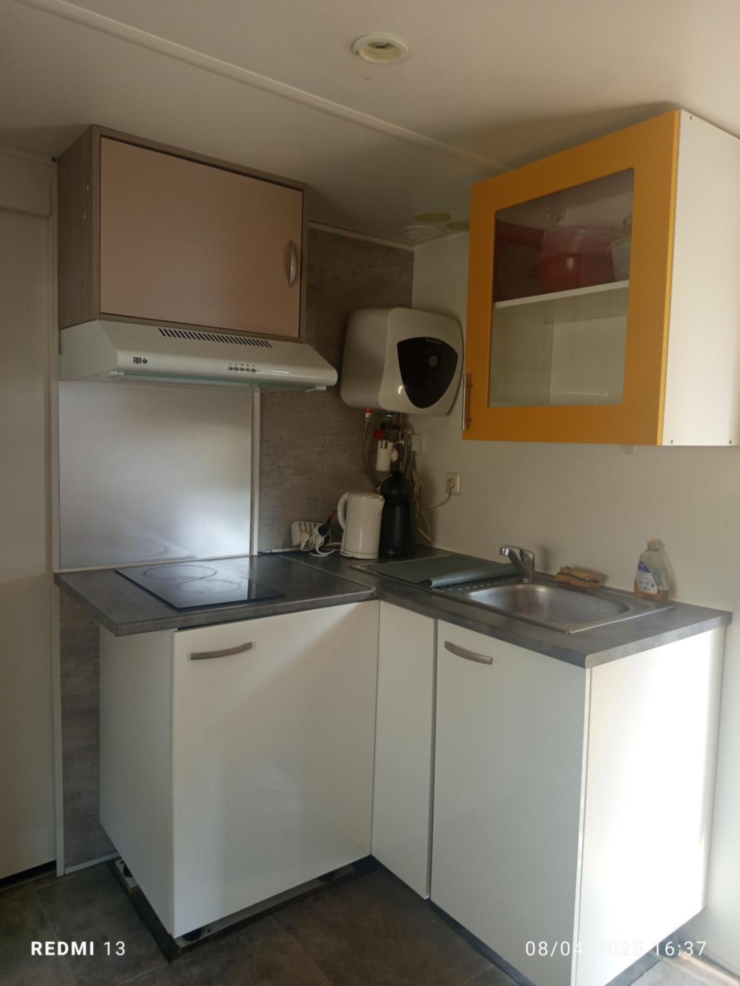 Vacances Familiales Dans Camping Avec Piscine Fréjus Quarto foto